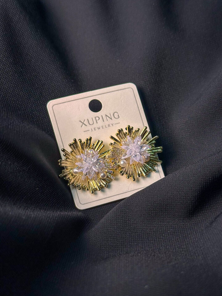 Gold Premium Vintage Güneş Motifli Küpe
