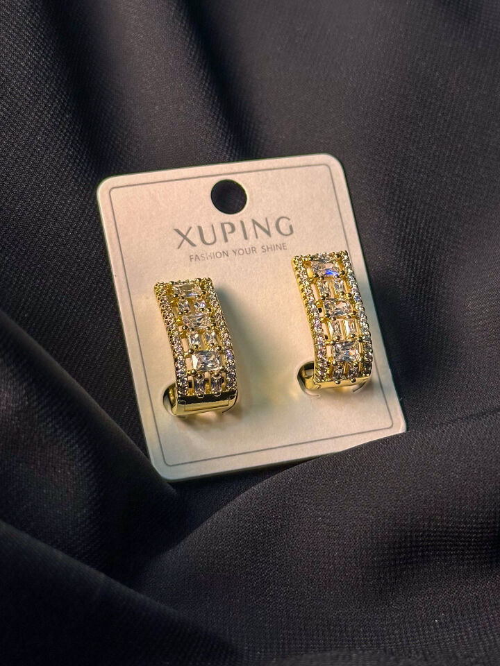 Gold Premium Dikdörtgen Baget Taşlı Küpe