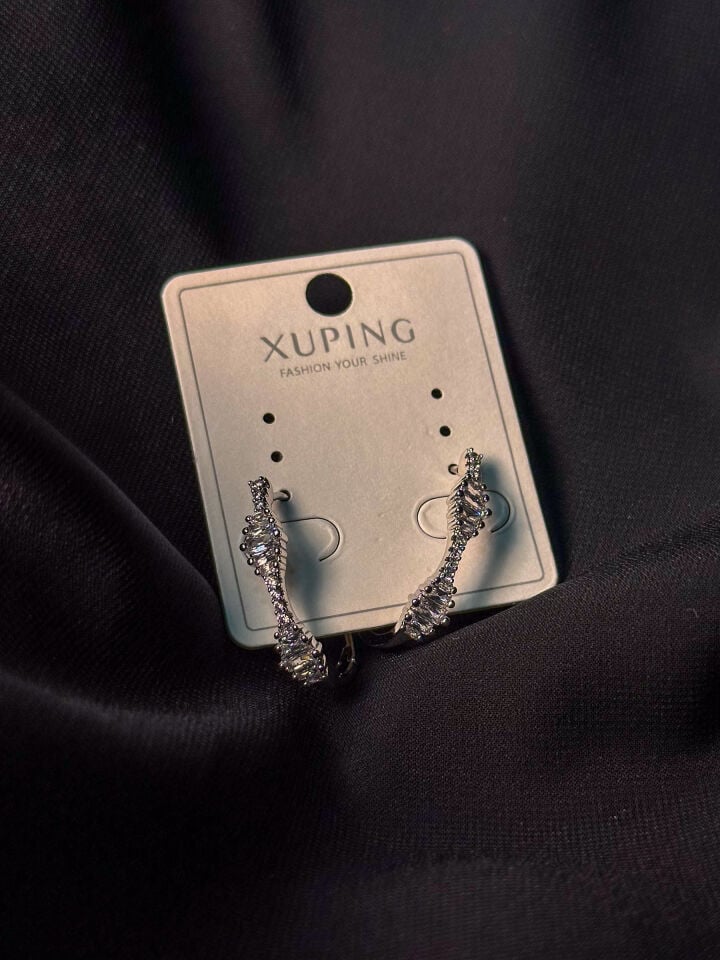 Şeffaf Taşlı Zigzag Küpe