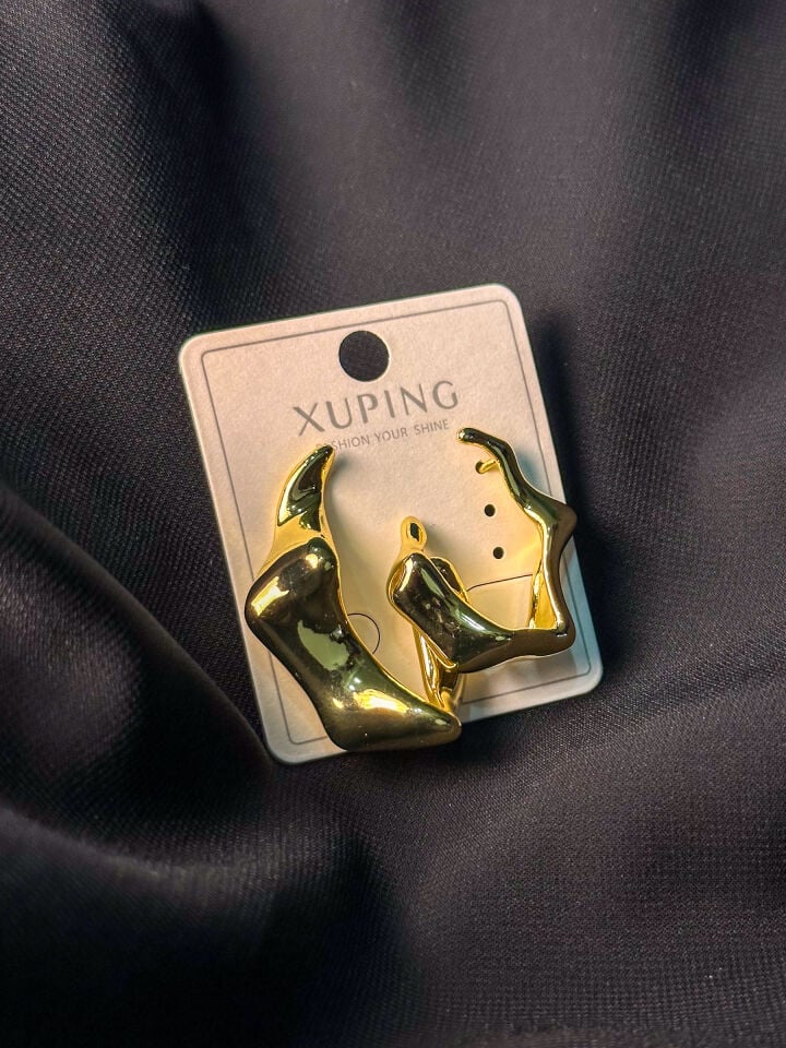 Gold Asimetrik Halka Küpe