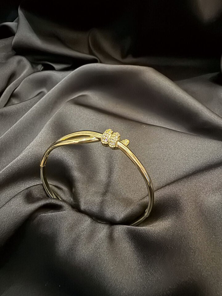 Gold Uçlu Taşlı Kelepçe Bilezik
