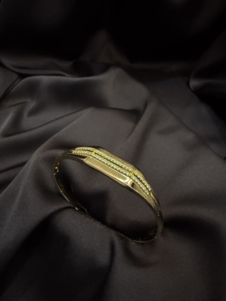 Gold Premium Üç Şerit Taşlı Bilezik