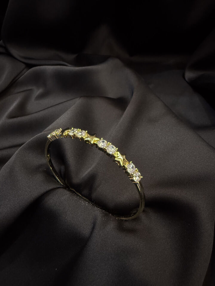 Gold Premium Yıldız ve Baget Taşlı Bilezik